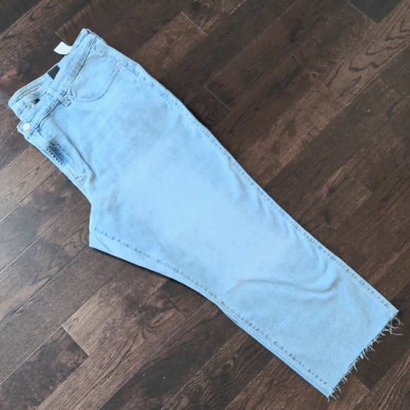 Reitmans new with tags jeans, size 38 - Picture 11 of 11